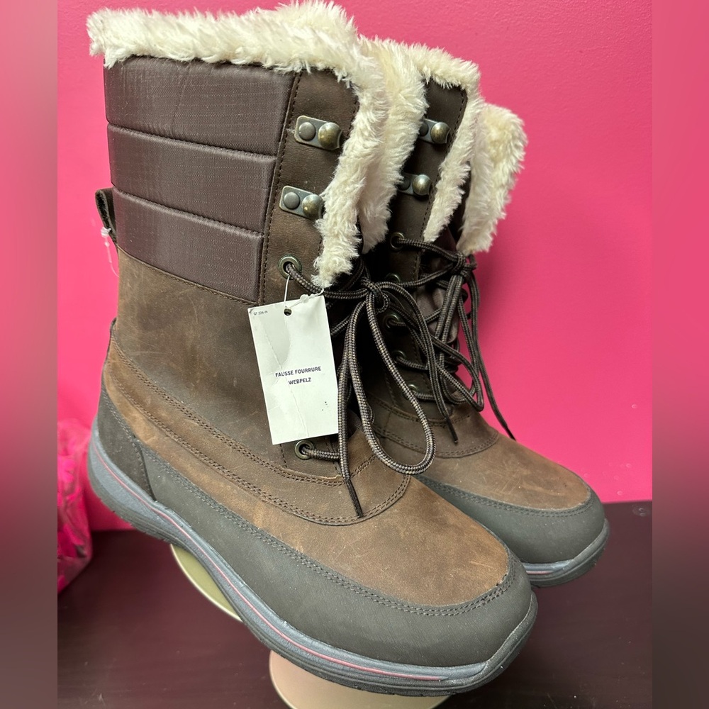 Lands’ End Brown 🤎 Leather Winter Squall Boots 🥾, Lace front, Faux fur lined 9.5